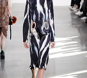 &bdquo;Calvin Klein&ldquo; 2016 m. rudens-žiemos kolekcijos modelis