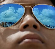 Singapūro aviacijos &scaron;ventės lankytojas