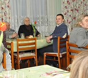 Labdaringų valgyklų lankytojams vai&scaron;es surengė labdaros fondas &bdquo;Maisto bankas&ldquo;