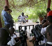 Kizza Besigye