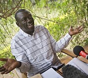 Kizza Besigye