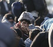 &Scaron;imtai migrantų įstrigo Graikijoje dėl Makedonijos teritorijoje pastatytos sienos