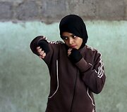 Pakistanietės boksininkės treniruojasi kad taptų profesionalėmis ir garsintų savo &scaron;alį