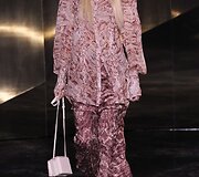 &bdquo;H&M&ldquo; 2016 m. rudens-žiemos kolekcijos modelis