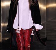 &bdquo;H&M&ldquo; 2016 m. rudens-žiemos kolekcijos modelis