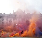 Filippo Minelli performansas Londone