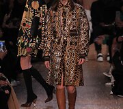 &bdquo;Gyvenchy&ldquo; 2016 m. rudens-žiemos kolekcijos modelis