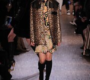 &bdquo;Gyvenchy&ldquo; 2016 m. rudens-žiemos kolekcijos modelis