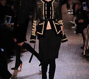 &bdquo;Gyvenchy&ldquo; 2016 m. rudens-žiemos kolekcijos modelis