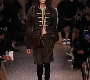 &bdquo;Gyvenchy&ldquo; 2016 m. rudens-žiemos kolekcijos modelis