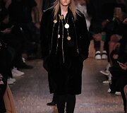 &bdquo;Gyvenchy&ldquo; 2016 m. rudens-žiemos kolekcijos modelis