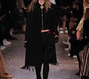 &bdquo;Gyvenchy&ldquo; 2016 m. rudens-žiemos kolekcijos modelis