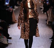 &bdquo;Gyvenchy&ldquo; 2016 m. rudens-žiemos kolekcijos modelis