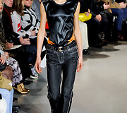 &bdquo;Paco Rabanne&ldquo; 2016 m. rudens-žiemos kolekcijos modelis