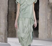 &bdquo;Rick Owens&ldquo; 2016 m. rudens-žiemos kolekcijos modelis