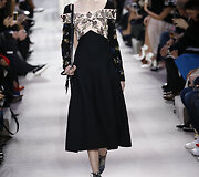 &bdquo;Christian Dior&ldquo; 2016 m. rudens-žiemos kolekcijos modelis