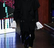 &bdquo;Kenzo&ldquo; 2016 m. rudens-žiemos kolekcijos modelis