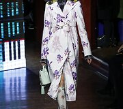 &bdquo;Kenzo&ldquo; 2016 m. rudens-žiemos kolekcijos modelis