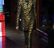 &bdquo;Kenzo&ldquo; 2016 m. rudens-žiemos kolekcijos modelis