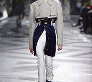 &bdquo;Louis Vuitton&ldquo; 2016 m. rudens-žiemos kolekcijos modelis