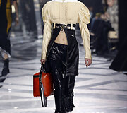 &bdquo;Louis Vuitton&ldquo; 2016 m. rudens-žiemos kolekcijos modelis