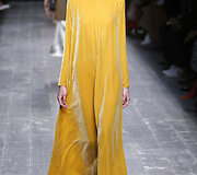 &bdquo;Valentino&ldquo; 2016 m. rudens-žiemos kolekcijos modelis