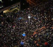 Brazilijoje tęsiasi masinės demonstracijos dėl prezidentės