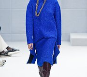 &bdquo;Balenciaga&ldquo; 2016 m. rudens-žiemos kolekcijos modelis