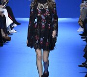 &bdquo;Elie Saab&ldquo; 2016 m. rudens-žiemos kolekcijos modelis
