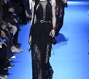 &bdquo;Elie Saab&ldquo; 2016 m. rudens-žiemos kolekcijos modelis