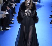 &bdquo;Elie Saab&ldquo; 2016 m. rudens-žiemos kolekcijos modelis
