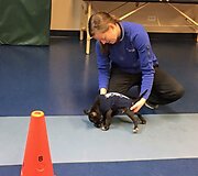 Nuo gimimo galinių kojų nevaldantis &scaron;uo po terapijos žengia pirmuosius žingsnius