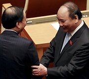 Vietnamo parlamentas prisaikdino naująjį premjerą
