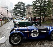 Japonijos klasikinių automobilių festivalis Tokijuje