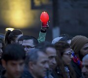 Armėnijoje į demonstraciją dėl neramumų Kalnų Karabache susirinko tūkstančiai