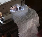 Nesibaigiančios gaujų žmogžudystės privertė visus Salvadoro Chukuapos miestelio gyventojus imtis karstų gamybos verslo