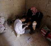 Studentai Sirijoje įrengė mobilią protezų gaminimo kliniką, kurios pagalbą pasiekia daugiau nukentėjusiųjų