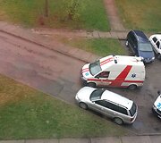 Prie mamos namų A.Kulviečio gatvėje sukniubusi moteris