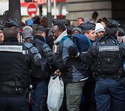 I&scaron; Paryžiaus migrantų stovyklos evakuota daugiau kaip 1 tūkst. žmonių