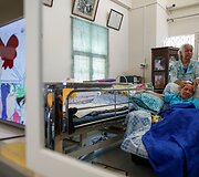 Tam, kad pasirūpintų savo senstančiais artimaisiais tailandiečiai i&scaron;leidžia beveik trečdalį savo pajamų