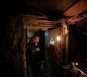 Ant aukso vertės žemės &Scaron;anchajuje gyvenantys kinai nesutinka atiduoti savo namų pusvelčiui