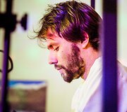 Tomas groja Lietuvoje labai neįprastu instrumentu