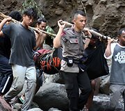 Žemės nuo&scaron;liauža Indonezijoje