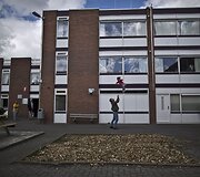 Pabėgėliai ir migrantai Nyderlanduose apgyvendinti buvusio kalėjimo patalpose