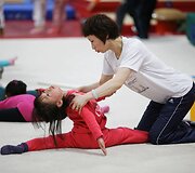 Olimpinė mokykla Kinijoje, kur čempionai auginami nuo mažens