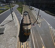 Milano gatvėmis rieda beveik 90 metų senumo tramvajai