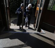 Milano gatvėmis rieda beveik 90 metų senumo tramvajai
