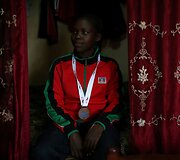 Didžiajame Lūžių slėnyje Kenijoje olimpiniam auksui treniruojasi Kenijos ir užsienio atletai