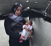 Idomeni pabėgėlių stovykloje gimę kūdikiai