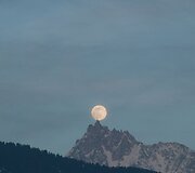 Alpėse esantis Monblanas &ndash; auk&scaron;čiausias Vakarų Europos kalnas